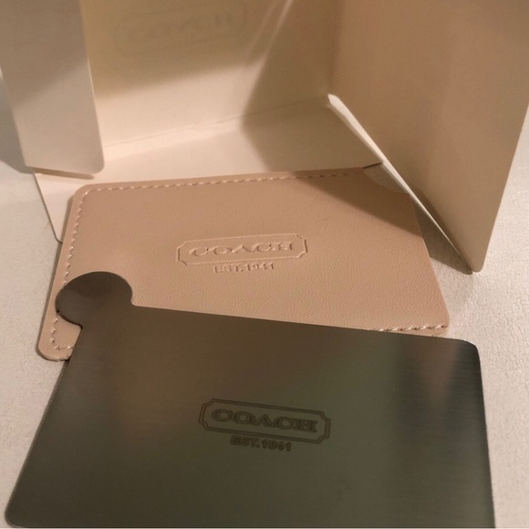 Coach pocket mirror in leather - Picture 6 of 6